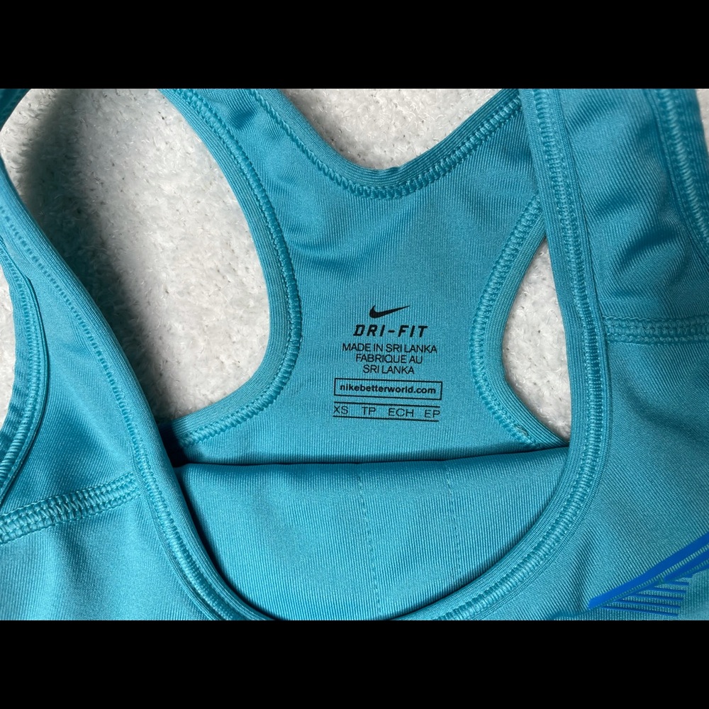Nike Pro - Picture 4 of 4